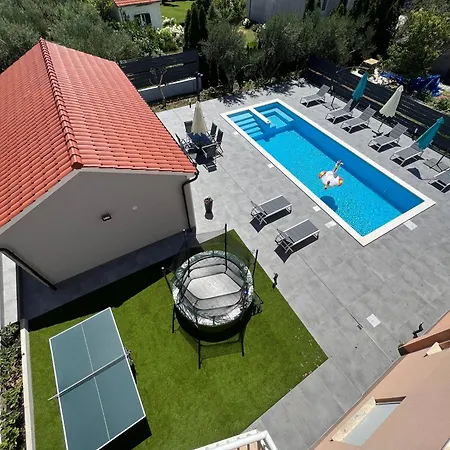 Moderne Meerblick Ap,1 Mit Pool Und Terrasse Bbq In Der Naehe Von Split Trogir *
