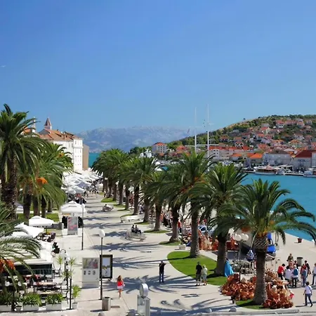 Moderne Meerblick Ap,1 Mit Pool Und Terrasse Bbq In Der Naehe Von Split Trogir *