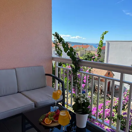 Moderne Meerblick Ap,1 Mit Pool Und Terrasse Bbq In Der Naehe Von Split Trogir Apartment *