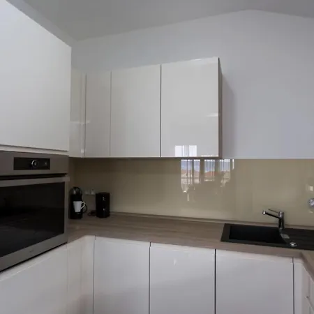 Moderne Meerblick Ap,1 Mit Pool Und Terrasse Bbq In Der Naehe Von Split Trogir * Kastela