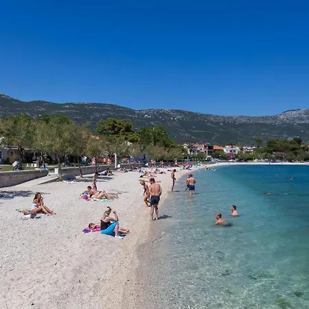 Moderne Meerblick Ap,1 Mit Pool Und Terrasse Bbq In Der Naehe Von Split Trogir Apartment